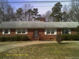 5043 Cheviot Rd, Charlotte, NC 28269-4524