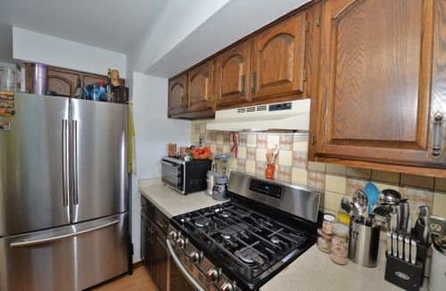 8249 57 Ave, Kenosha WI 53142-4758 exterior