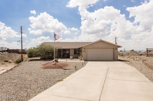 3430 Iroquois Ln, Lake Havasu City, AZ 86404-3553