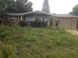 5830 Elena Dr, Tarpon Springs, FL 34690-2360