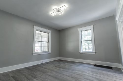 223 Berkley Ave, Pittsburgh PA  15221-4803 exterior