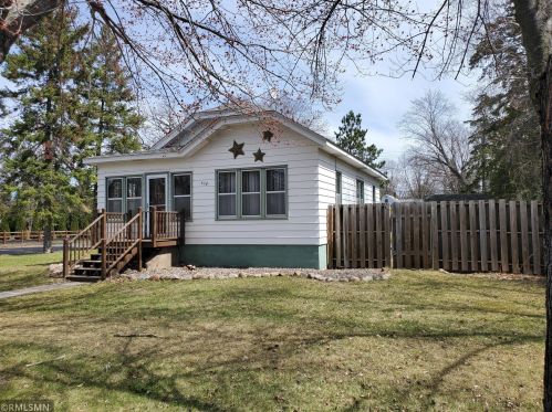 614 3rd St, Little Falls, MN 56345-1217