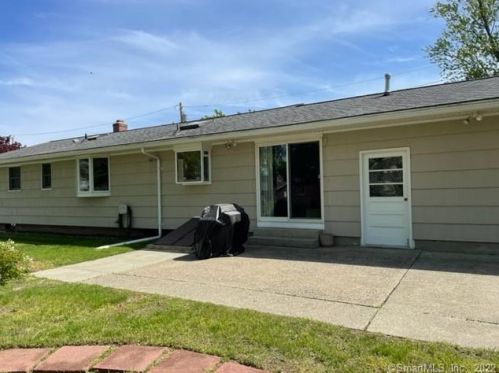 46 Vermont Ave, Milford CT  06460-7043 exterior