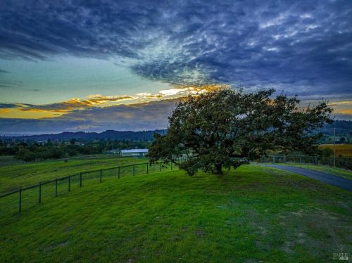 4933 Harville Rd, Santa Rosa CA  95409 exterior