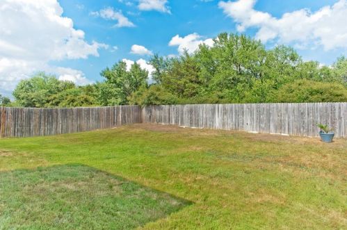 8613 Vista Royale Dr, Fort Worth TX  76108-7944 exterior