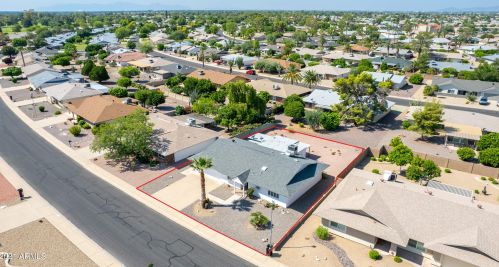 9941 Concho Cir, Sun City AZ 85373-1203 exterior