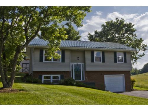 141 Hillrise Rd, Johnson City, TN 37615-3648