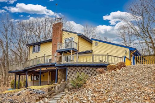 80 Mount Sumner Dr, Manchester CT  06043-7248 exterior