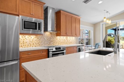 23230 Copperleaf Blvd, Bonita Springs FL 34135-8138 exterior