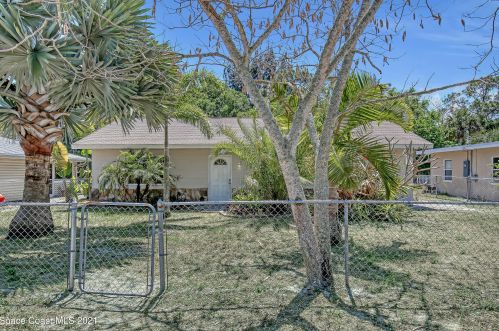 2566 1st Ave, Melbourne, FL 32905-3501