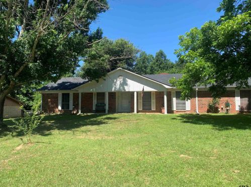 203 Elm St, Winona, TX 75792-4919