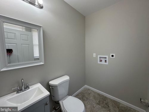 5142 8th St, Philadelphia PA  19120-3108 exterior