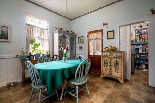 214 Depot St, Grass Valley CA  95945-6827 exterior