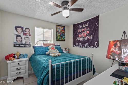 3068 89 Dr, Phoenix AZ 85037-1171 exterior