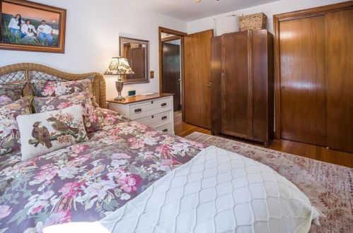 17 Barden Ln, Warren RI  02885-3607 exterior