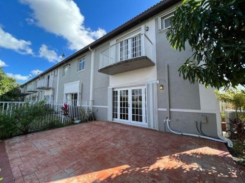 12599 28th Ct, Hollywood FL  33027-4104 exterior