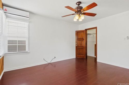 819 Glendale Ave, Glendale CA 91205-3316 exterior