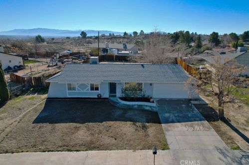 17071 Lorene Dr, Victorville, CA 92395-4686