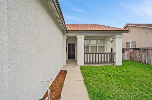 1855 Rue Merlot, San Jacinto, CA 92583-5821