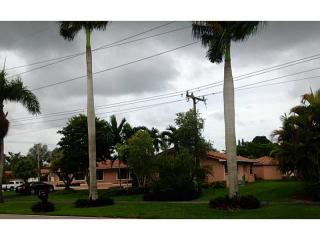 13601 107th Ave, Miami, FL 33176-6625