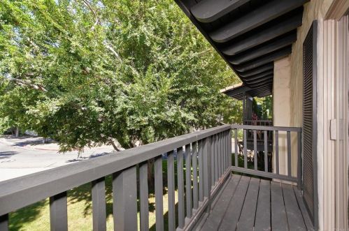 4305 Loma Riviera Ct, San Diego CA 92110-5504 exterior