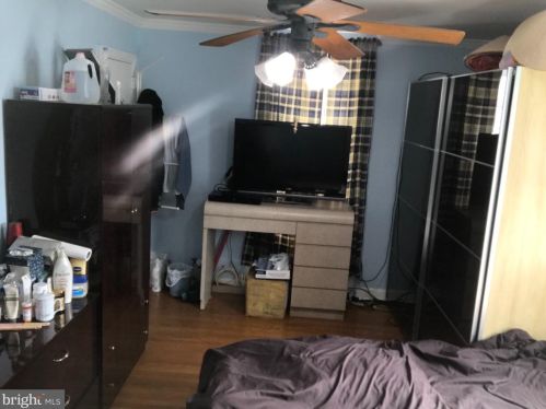 26 Johns Rd, Cheltenham PA  19012-1420 exterior