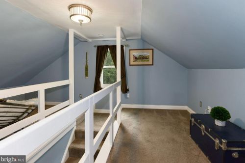 17516 Harmony Church Rd, Hamilton VA  20158-9040 exterior
