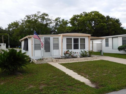 5646 Ashen Ave, New Port Richey, FL 34652-5560