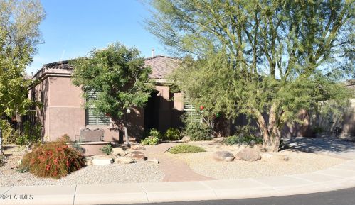 5306 Sugarberry Ct, Gilbert, AZ 85298-4657
