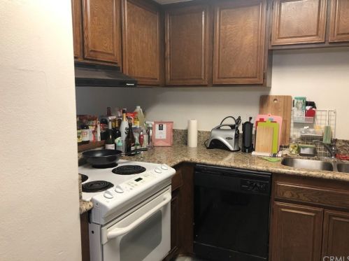 3026 Associated Rd, Fullerton, CA 92835-2381