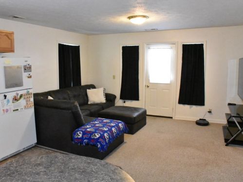 307 Walnut St, Meadville PA 16335-4414 exterior