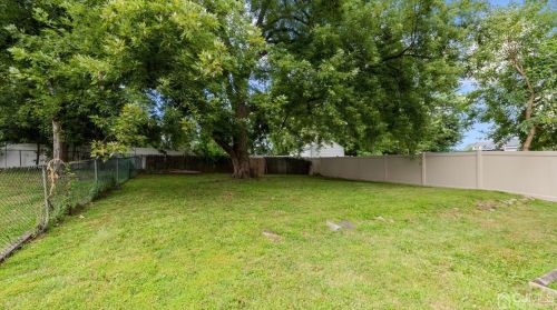 171 Fulton St, Woodbridge NJ  07095-2619 exterior