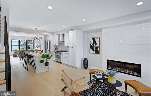 1733 Independence Ave, Washington DC  20003-1637 exterior