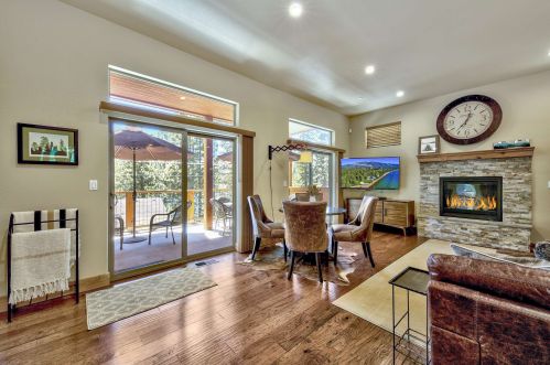 15224 Reed Ave, Truckee, CA 96161-3610