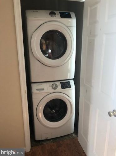 228 Kadies Ln, Edinburg VA  22824-9608 exterior