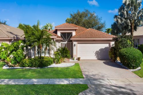 7317 Kahana Dr, Boynton Beach, FL 33437-8100