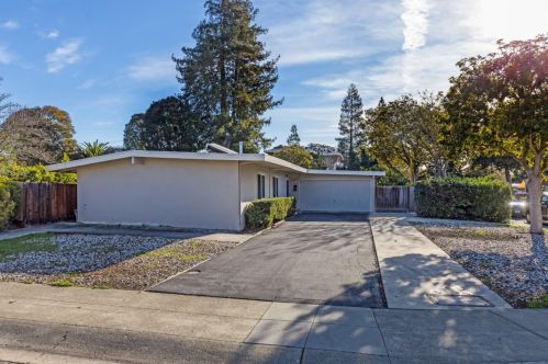 915 Colonial Ln, Palo Alto, CA 94303-3727