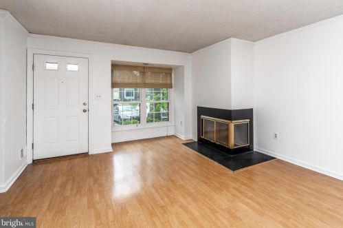 48 Drewes Ct, Lawrence Township NJ  08648-2634 exterior