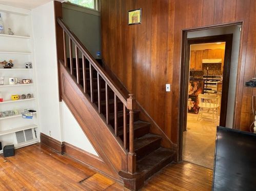 694 Chestnut St, Meadville PA  16335-2304 exterior