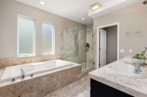 7164 Buckingham Blvd, Berkeley CA  94705-1715 exterior