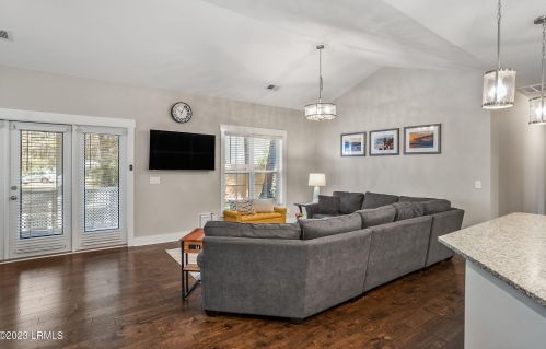 14 Partridge Cir, Beaufort SC  29907-1234 exterior