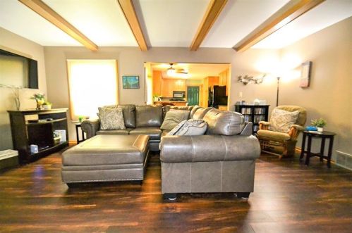 14230 Honey Ln, Waukesha, WI 53151-2444