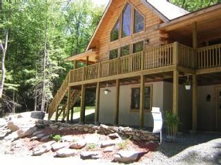 89 Briar Hl, Hawley, PA 18438-3021