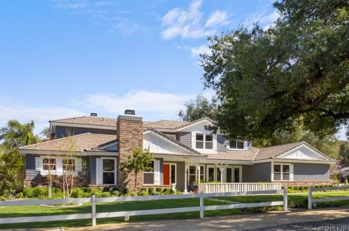 24310 Valley St, Santa Clarita, CA 91321-3529