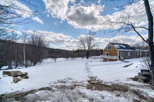 261 Muchado Hill Rd, Alton NH  03809-5136 exterior