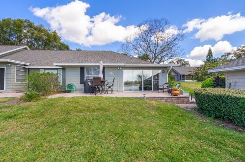1074 Villa Ln, Apopka FL  32712-2171 exterior