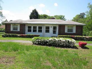 4647 Norfolk Rd, Portsmouth, VA 23703-2252