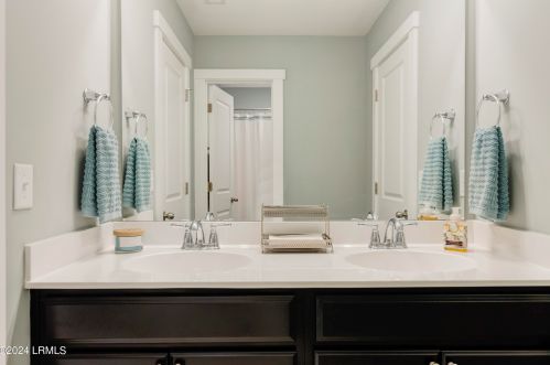 5 White Heron Dr, Beaufort SC  29907 exterior