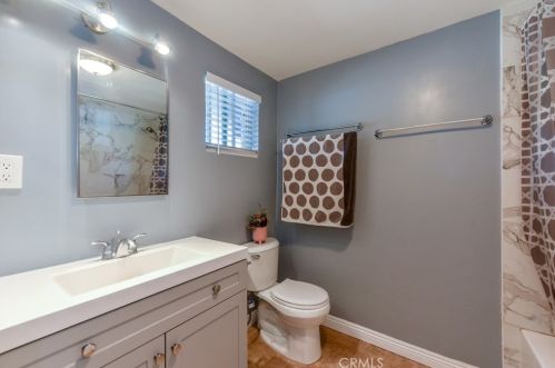 717 Midsite Ave, Covina CA  91723-3332 exterior