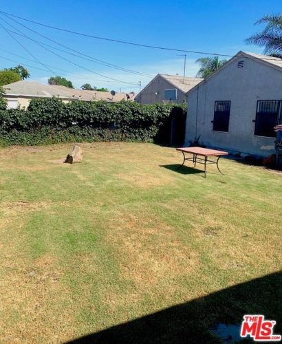 919 Stockwell St, Compton CA 90222-1645 exterior